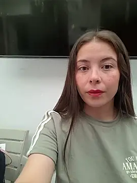 Snapshot of EmmaValencia_ chatting on July 11, 3:56 pm EmmaValencia online show from July 11, 3:56 pm