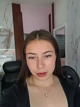 EmmaValencia  online show from February 17, 7:44 pm