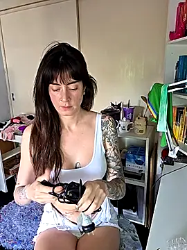 dandanbarr online show from November 2, 5:18 pm