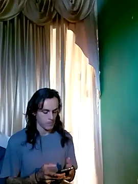 monroedelrey online show from February 25, 4:51 pm