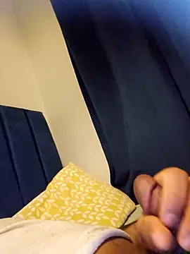 Hotboy-534 online show from November 7, 11:41 pm