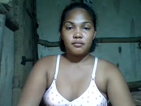 Snapshot of sweetlexypinay19 chatting on May 10, 1:57 pm sweetlexypinay19 online show from May 10, 1:57 pm