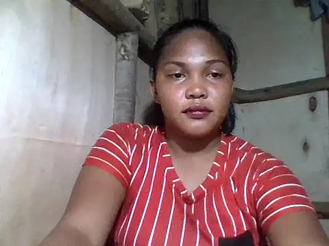 Snapshot of sweetlexypinay19 chatting on June 2, 2:17 pm sweetlexypinay19 online show from June 2, 2:17 pm