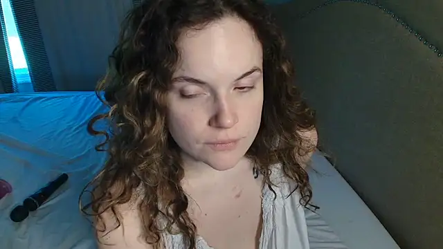 Snapshot of ClaireZX chatting on October 11, 3:24 pm ClaireZX online show from October 11, 3:24 pm