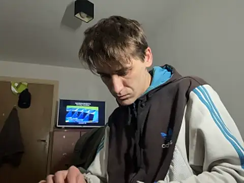 Snapshot of UnitedMap1 chatting on December 3, 7:35 pm UnitedMap1 online show from December 3, 7:35 pm