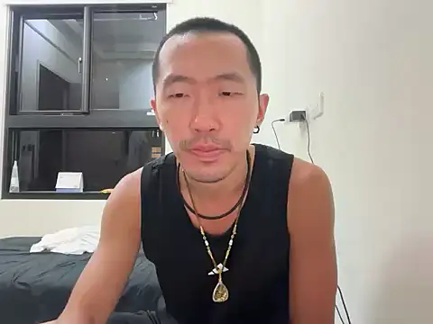 mrcaiziv online show from October 18, 1:24 pm