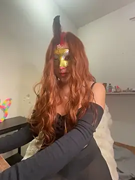 Ale Chispas online show from December 17, 5:45 am