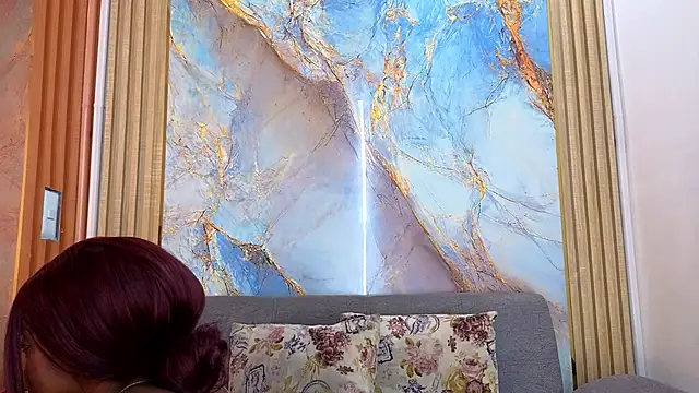 Nahomy Smiths aws online show from October 20, 9:59 pm