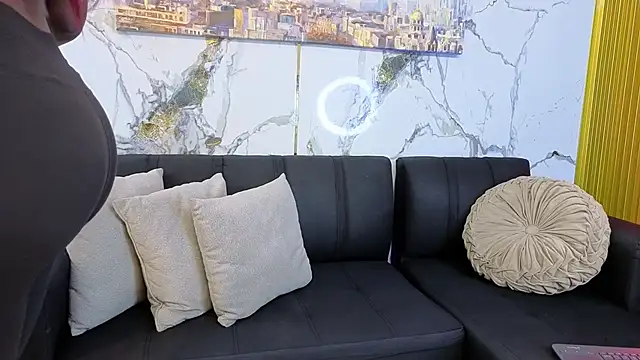 Nahomy Smiths aws online show from November 29, 9:48 pm