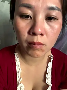 Snapshot of Suna-ny chatting on December 1, 6:47 am Suna-ny online show from December 1, 6:47 am