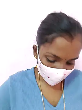 Snapshot of Tamil_Monika chatting on December 1, 9:32 am Tamil Monika online show from December 1, 9:32 am