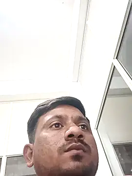 Snapshot of SlipperyRebound0 chatting on November 7, 1:48 pm SlipperyRebound0 online show from November 7, 1:48 pm