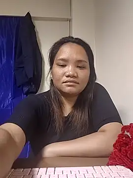 NestleGirl22 online show from April 2, 1:40 pm