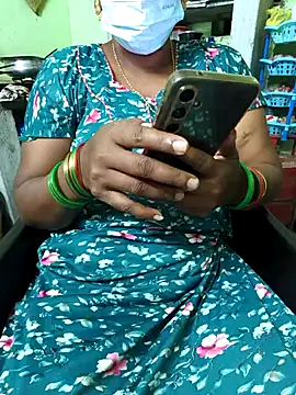Tamilselviroja- online show from April 3, 3:40 pm