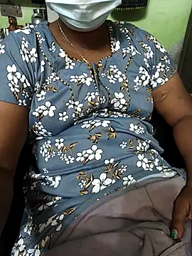 Snapshot of Tamilselviroja- chatting on January 18, 2:53 pm Tamilselviroja- online show from January 18, 2:53 pm