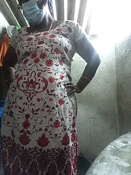 Snapshot of Tamilselviroja- chatting on February 11, 3:01 pm Tamilselviroja- online show from February 11, 3:01 pm