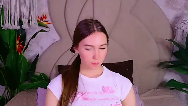 OliviaLay online show from January 14, 2:09 pm