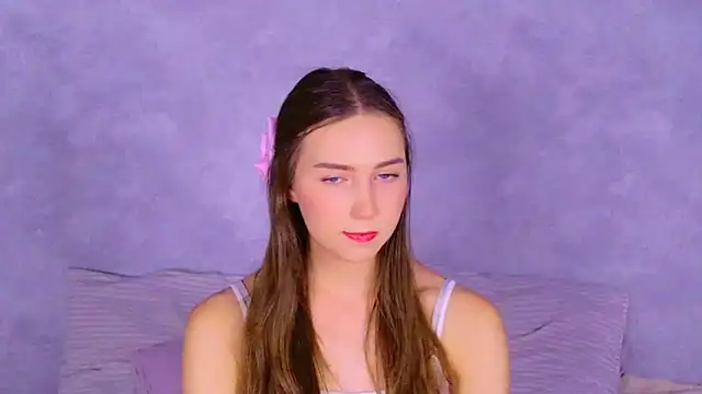 OliviaLay online show from November 24, 12:16 pm