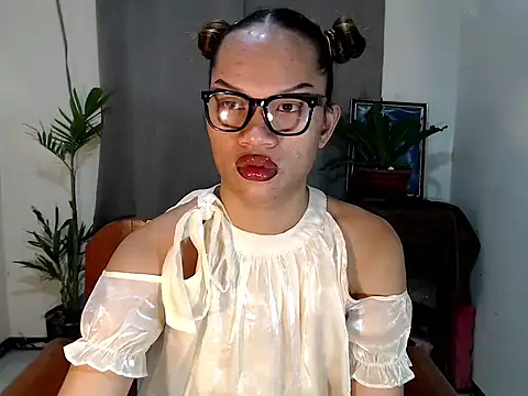 amandareddragon online show from March 25, 2:12 am