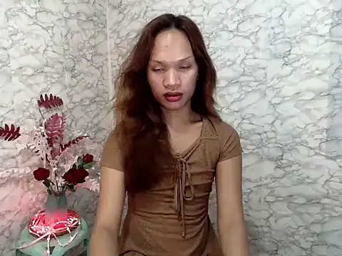 Snapshot of amandareddragon chatting on July 9, 8:37 am amandareddragon online show from July 9, 8:37 am