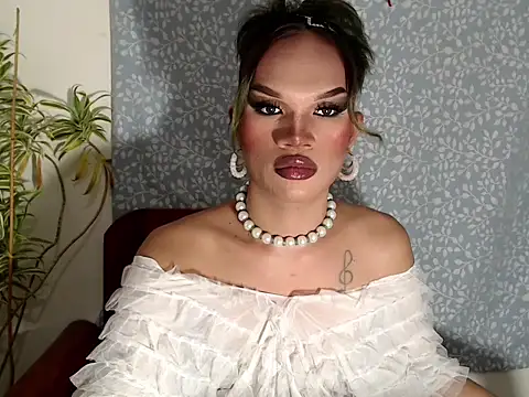 amandareddragon online show from December 20, 10:56 pm