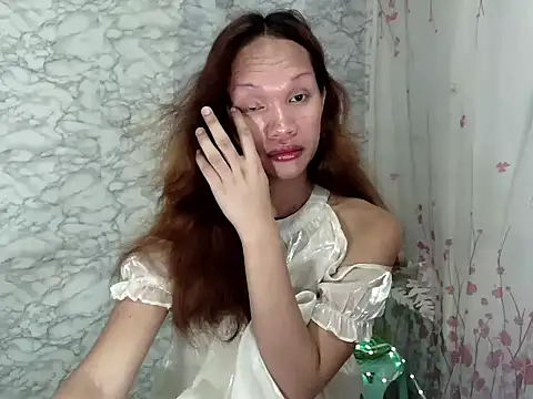 Snapshot of amandareddragon chatting on July 18, 5:16 am amandareddragon online show from July 18, 5:16 am