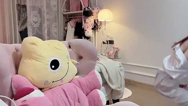 Snapshot of Titi-175 chatting on October 23, 12:15 pm Titi-175 online show from October 23, 12:15 pm