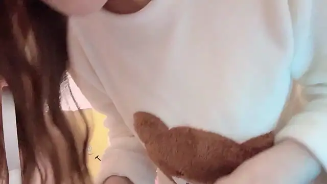 Snapshot of Titi-175 chatting on November 1, 4:41 am Titi-175 online show from November 1, 4:41 am