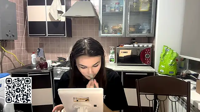 Snapshot of JaneFosterxx chatting on November 16, 5:28 pm JaneFosterxx online show from November 16, 5:28 pm