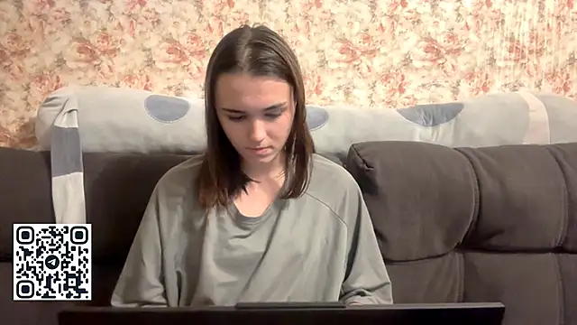 Snapshot of JaneFosterxx chatting on November 3, 8:01 pm JaneFosterxx online show from November 3, 8:01 pm