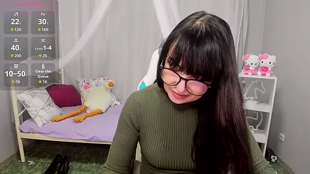 Snapshot of LindaRomero chatting on November 4, 9:57 am LindaRomero online show from November 4, 9:57 am