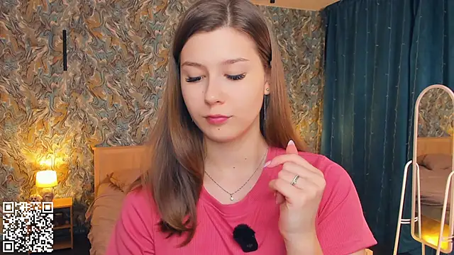 MondoNeko online show from December 4, 7:07 am