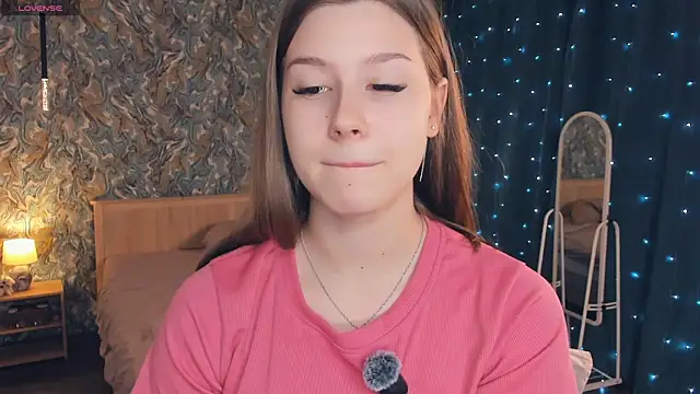 MondoNeko online show from December 5, 7:07 am