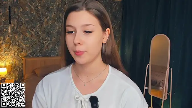 MondoNeko online show from December 3, 7:08 am