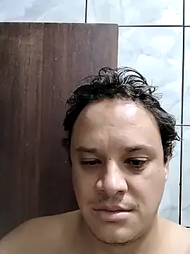 Snapshot of ricardaoandre_ chatting on October 13, 4:14 am ricardaoandre online show from October 13, 4:14 am