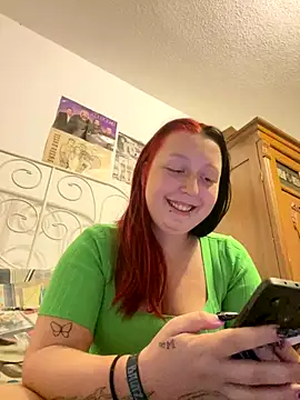Snapshot of SweetieLina chatting on October 16, 5:10 pm SweetieLina online show from October 16, 5:10 pm