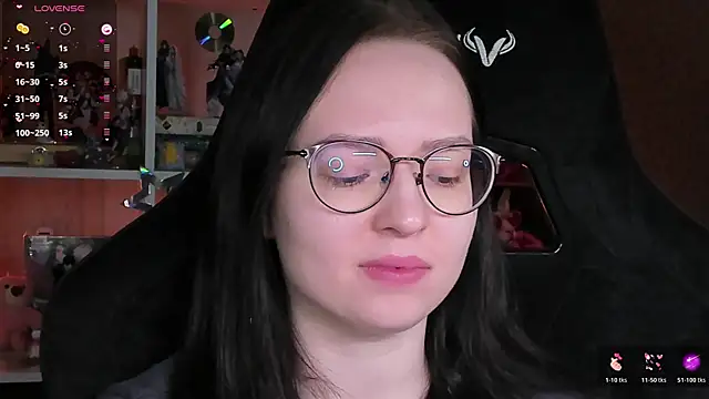 power robynn online show from April 8, 9:44 am