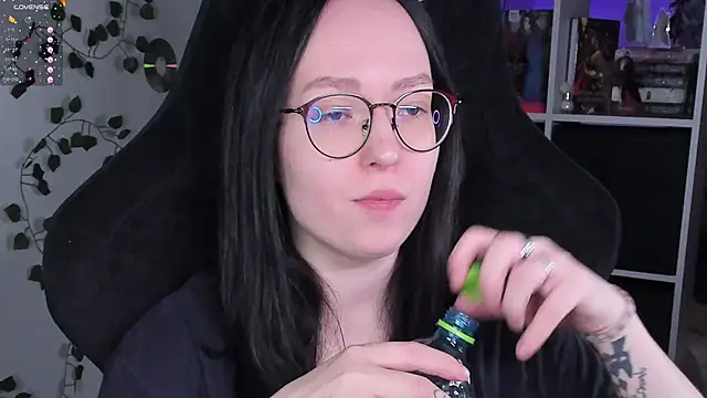 power robynn online show from October 14, 4:29 pm