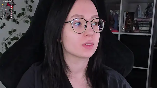 power robynn online show from October 15, 9:17 am