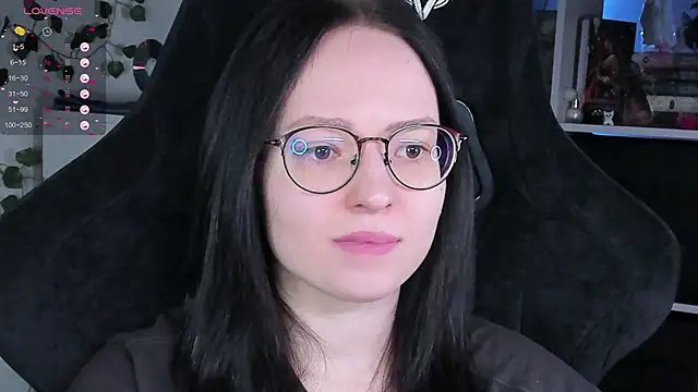 power robynn online show from November 10, 4:34 pm