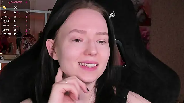 power robynn online show from April 5, 4:24 pm