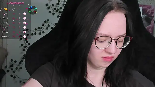 power robynn online show from March 10, 10:08 am