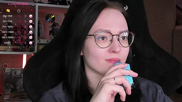 power robynn online show from March 29, 4:41 pm