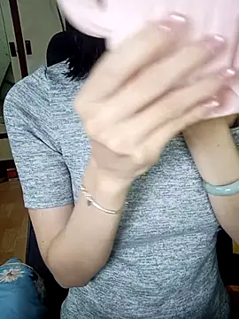 Snapshot of BiCute688 chatting on November 20, 8:37 am BiCute688 online show from November 20, 8:37 am