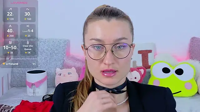 MysticRoxanne online show from November 20, 8:31 pm