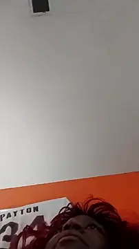 Snapshot of Mochalatte21 chatting on November 17, 2:54 pm Mochalatte21 online show from November 17, 2:54 pm