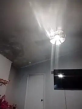 Snapshot of Mochalatte21 chatting on September 28, 4:47 pm Mochalatte21 online show from September 28, 4:47 pm