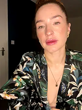 Cherry-L-28 online show from November 28, 6:24 am