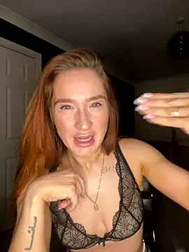 Cherry-L-28 online show from October 8, 7:58 pm