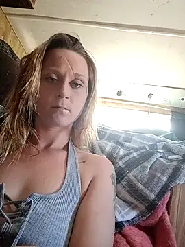 Queen2454 online show from May 6, 5:17 pm